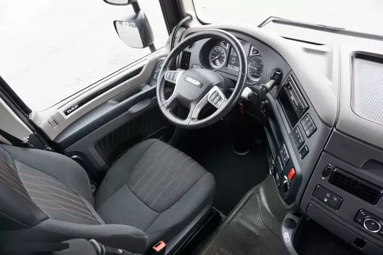 Volvo / 106 / 480 / EURO 6 / ACC / MEGA / LOW DECK / SUPER SPACE CAB zdjęcie 13