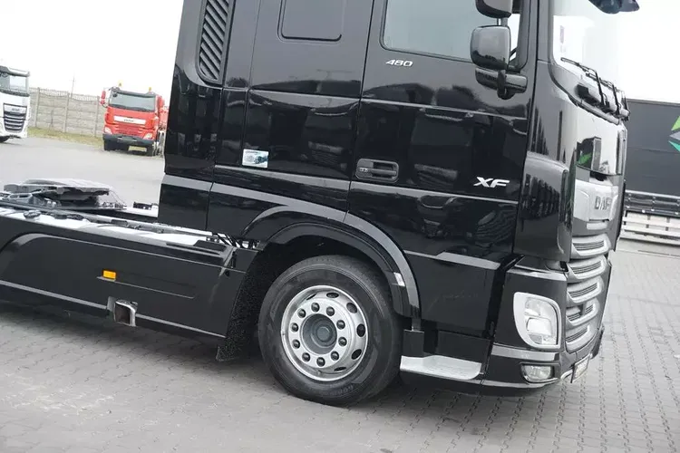 Volvo / 106 / 480 / EURO 6 / ACC / MEGA / LOW DECK / SUPER SPACE CAB zdjęcie 18