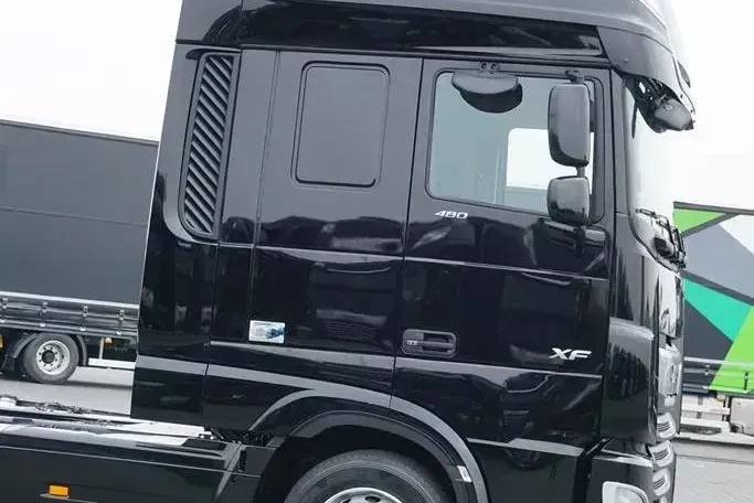 Volvo / 106 / 480 / EURO 6 / ACC / MEGA / LOW DECK / SUPER SPACE CAB zdjęcie 25