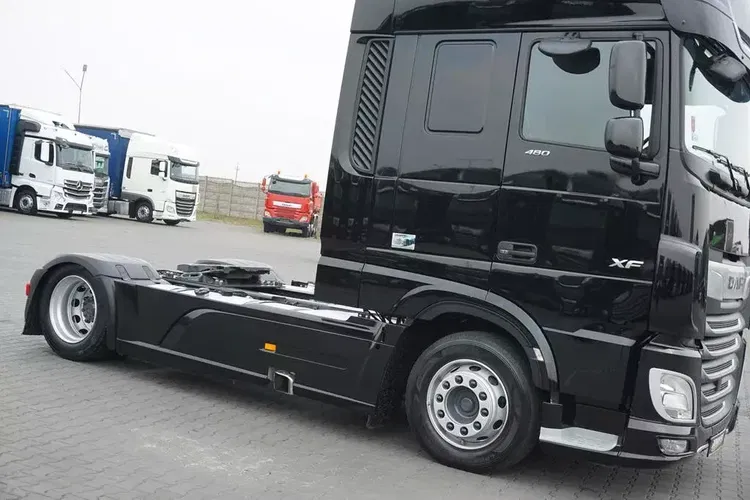 Volvo / 106 / 480 / EURO 6 / ACC / MEGA / LOW DECK / SUPER SPACE CAB zdjęcie 26