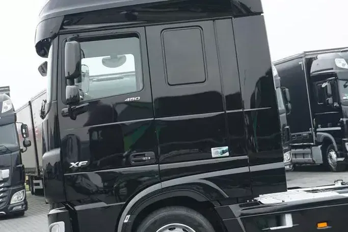 Volvo / 106 / 480 / EURO 6 / ACC / MEGA / LOW DECK / SUPER SPACE CAB zdjęcie 38