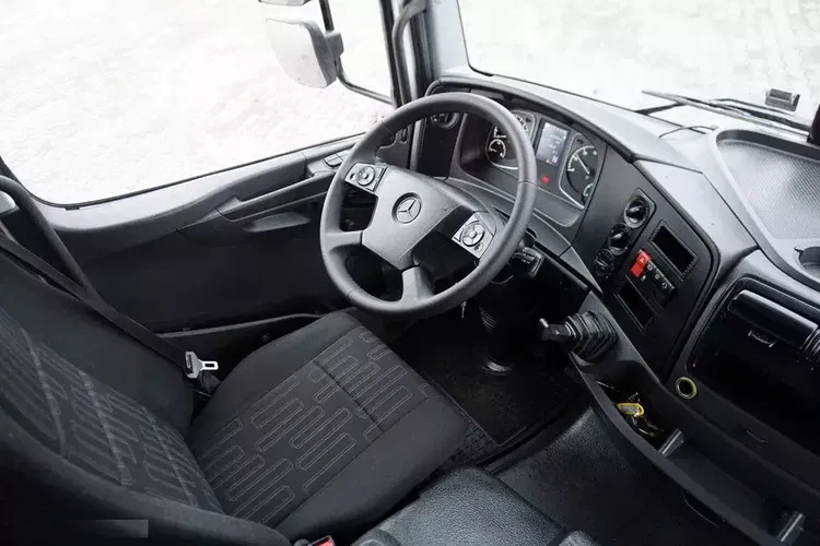 Mercedes ATEGO / 1523 / ACC / EURO 6 / PODWOZIE DO ZABUDOWY / DŁ. 6,75 M zdjęcie 13