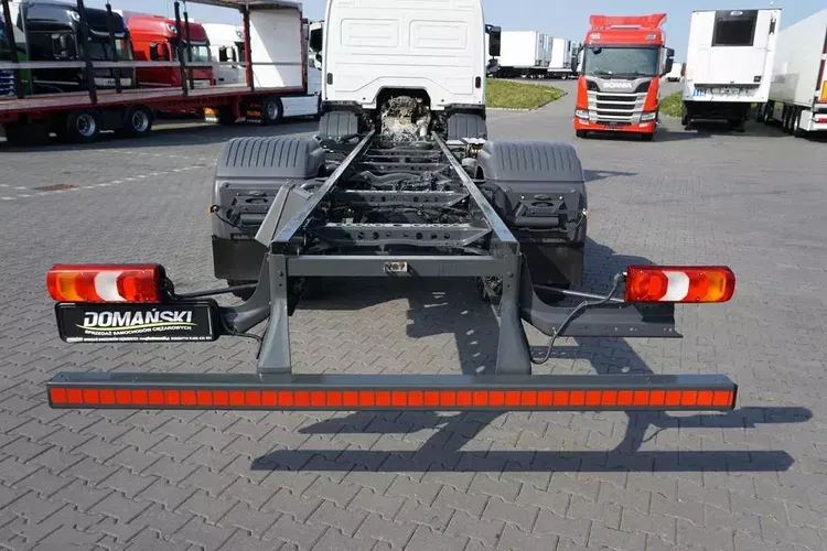 Mercedes ATEGO / 1523 / ACC / EURO 6 / PODWOZIE DO ZABUDOWY / DŁ. 6,75 M zdjęcie 16