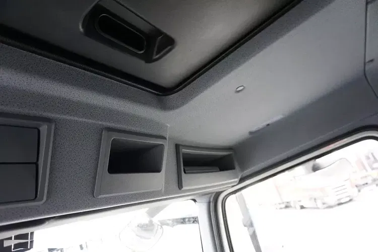 Mercedes ATEGO / 1523 / ACC / EURO 6 / PODWOZIE DO ZABUDOWY / DŁ. 6,75 M zdjęcie 23