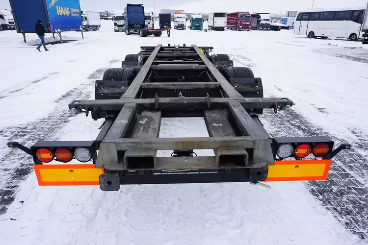 Inna H&W / TANDEM / BDF / 7,15 , 7,45 , 7,82 M / MEGA / OŚ PODNOSZONA zdjęcie 10