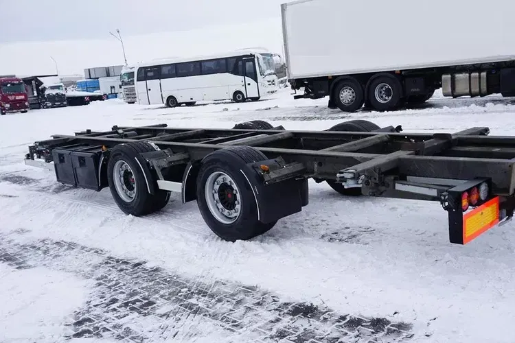 Inna H&W / TANDEM / BDF / 7,15 , 7,45 , 7,82 M / MEGA / OŚ PODNOSZONA zdjęcie 19