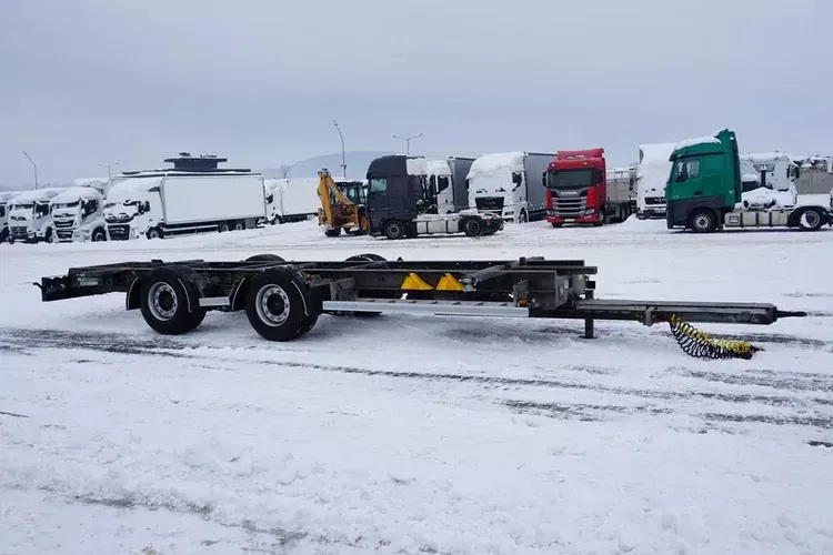 Inna H&W / TANDEM / BDF / 7,15 , 7,45 , 7,82 M / MEGA / OŚ PODNOSZONA zdjęcie 4