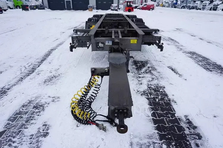 Inna H&W / TANDEM / BDF / 7,15 , 7,45 , 7,82 M / MEGA / OŚ PODNOSZONA zdjęcie 7