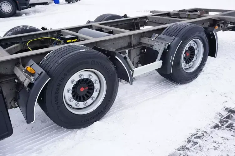 Inna H&W / TANDEM / BDF / 7,15 , 7,45 , 7,82 M / MEGA / OŚ PODNOSZONA zdjęcie 8