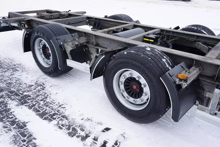 Inna H&W / TANDEM / BDF / 7,15 , 7,45 , 7,82 M / MEGA / OŚ PODNOSZONA zdjęcie 9