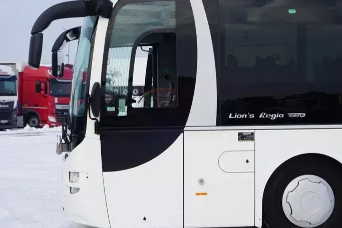 MAN LION'S REGIO / EURO 6 / 51 OSÓB / 90 000 KM / RETARDER zdjęcie 32