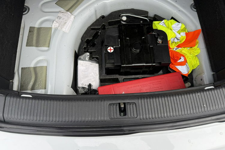 Audi A1 Skóra. Ksenon. Led . Navi . S-Line. zdjęcie 12