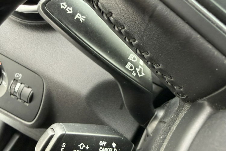 Audi A1 Skóra. Ksenon. Led . Navi . S-Line. zdjęcie 22