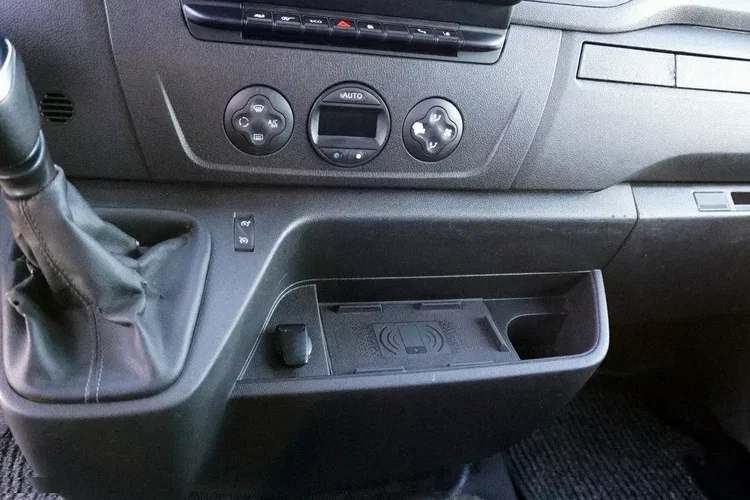 Renault Master zdjęcie 13