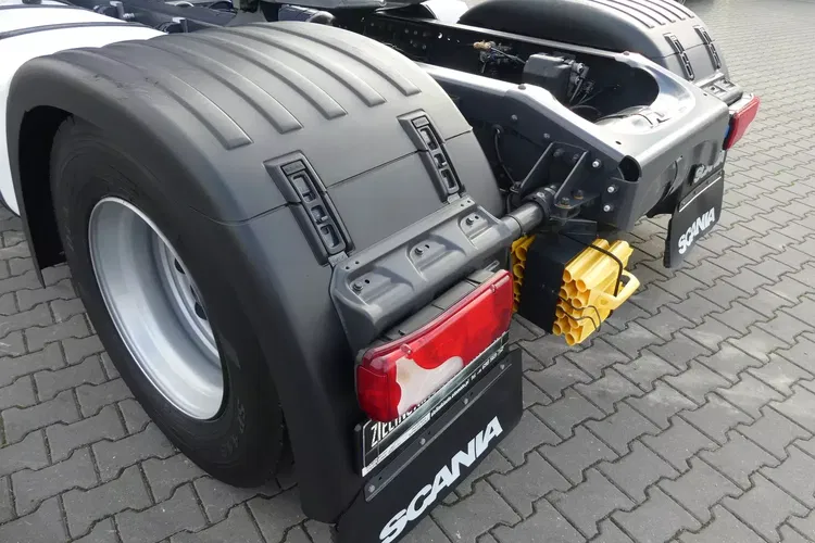 Scania R450 / EURO 6 BEZ EGR / RETARDER / STANDARD / AUTOMAT / zdjęcie 9
