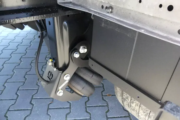 Krone MEGA / FIRANKA / OŚ PODNOSZONA / DACH PODNOSZONY / zdjęcie 21