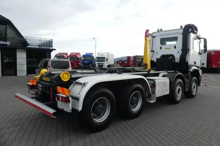 Mercedes AROCS 3251 8x4 / HAKOWIEC PALFINGER / EURO 6 / MANUAL / zdjęcie 10