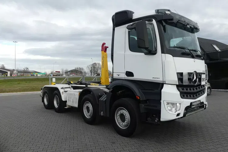 Mercedes AROCS 3251 8x4 / HAKOWIEC PALFINGER / EURO 6 / MANUAL / zdjęcie 12