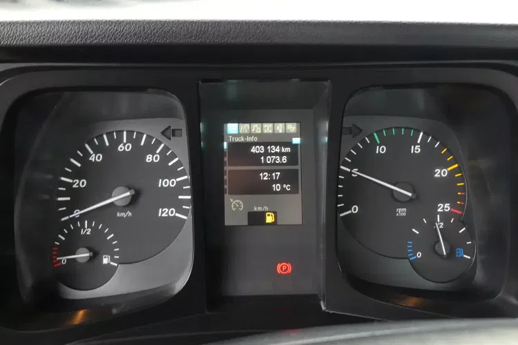 Mercedes AROCS 3251 8x4 / HAKOWIEC PALFINGER / EURO 6 / MANUAL / zdjęcie 28