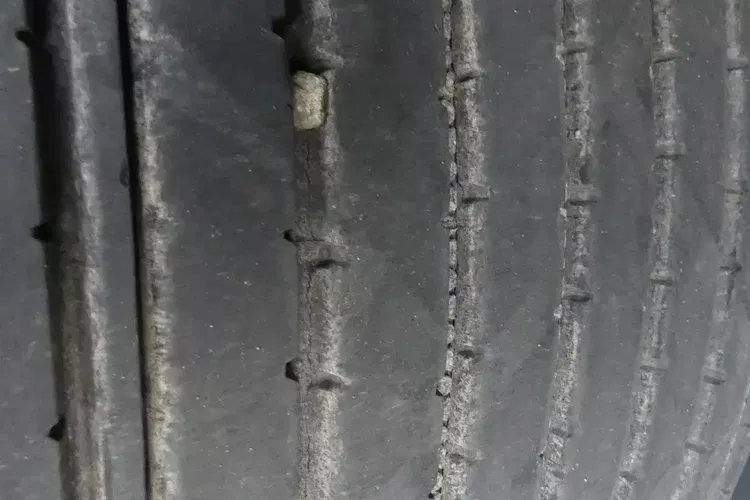 Wielton MEGA / FIRANKA / OŚ PODNOSZONA / ZADBANA / DACH PODNOSZONY / zdjęcie 16