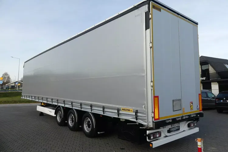 Wielton MEGA / FIRANKA / OŚ PODNOSZONA / ZADBANA / DACH PODNOSZONY / zdjęcie 6