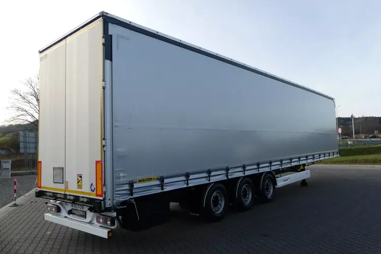 Wielton MEGA / FIRANKA / OŚ PODNOSZONA / ZADBANA / DACH PODNOSZONY / zdjęcie 8