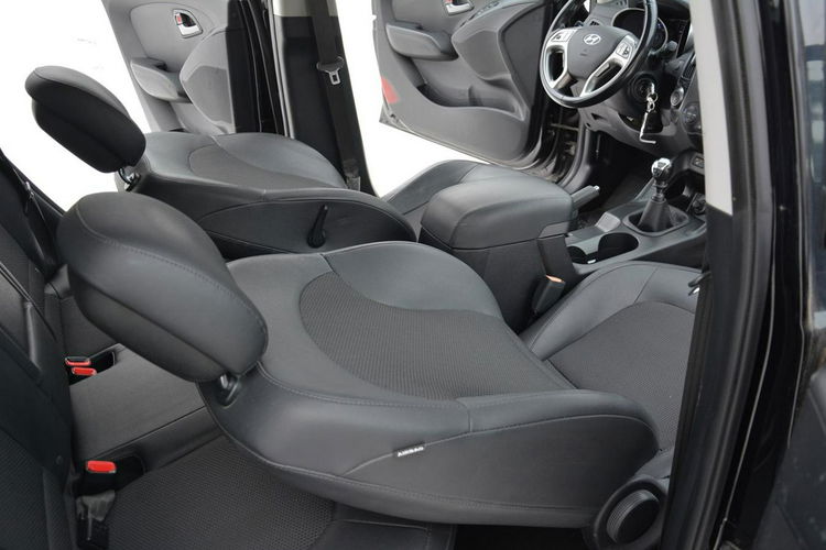 Hyundai ix35 Lift 111Przebieg Premium Ledy Navi Kamera Skóry Parktronic Alu 17 zdjęcie 18