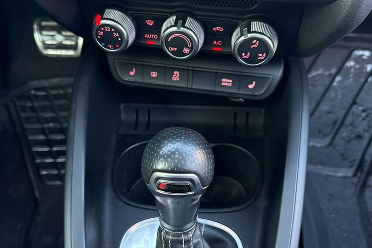Audi A1 1.6 Tdi Automat BiXenon LED Sline Tylko 174 tkm. Nowy rozrząd Zarejetr zdjęcie 20