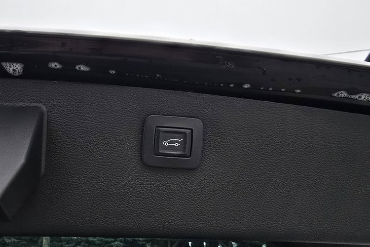 Opel Astra 1,4Turbo Benz. Navi.Kam.Cofania.Xenony.Ledy.Asyst.Pasa Ruchu.Elektr.Kl zdjęcie 23