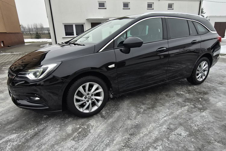 Opel Astra 1,4Turbo Benz. Navi.Kam.Cofania.Xenony.Ledy.Asyst.Pasa Ruchu.Elektr.Kl zdjęcie 8