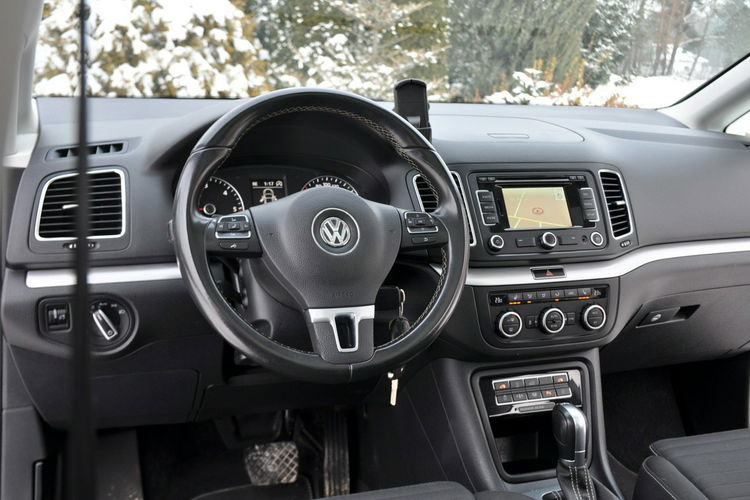Volkswagen Sharan 2.0TDI(177KM)*Xenon*Led*Navi*Kamera*El.Drzwi*El.Klapa*Panorama*Alu18" zdjęcie 32
