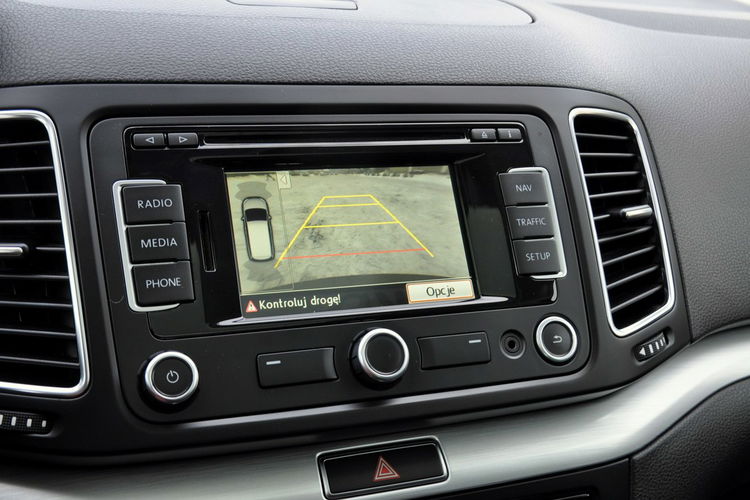 Volkswagen Sharan 2.0TDI(177KM)*Xenon*Led*Navi*Kamera*El.Drzwi*El.Klapa*Panorama*Alu18" zdjęcie 34