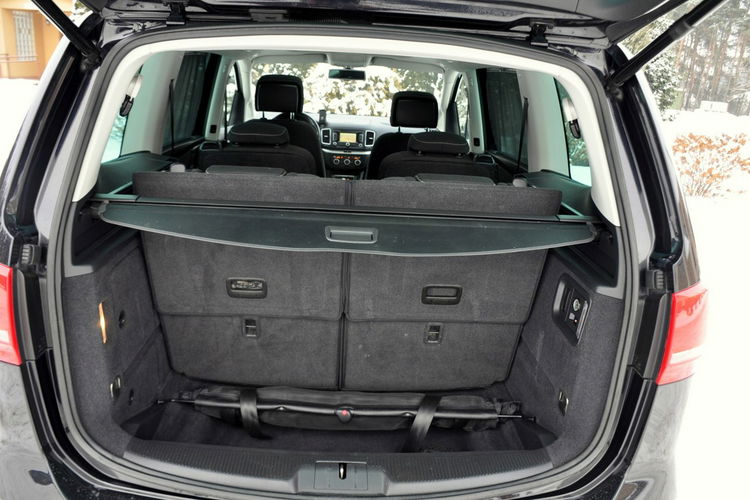 Volkswagen Sharan 2.0TDI(177KM)*Xenon*Led*Navi*Kamera*El.Drzwi*El.Klapa*Panorama*Alu18" zdjęcie 37
