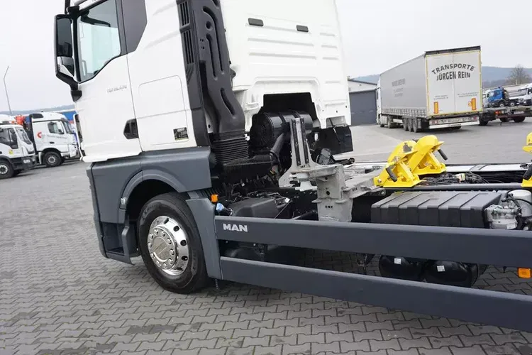 MAN TGX / 26.470 / ACC / E 6 / GM / RETARDER / BDF / 7,15 M , 7,45 M zdjęcie 38