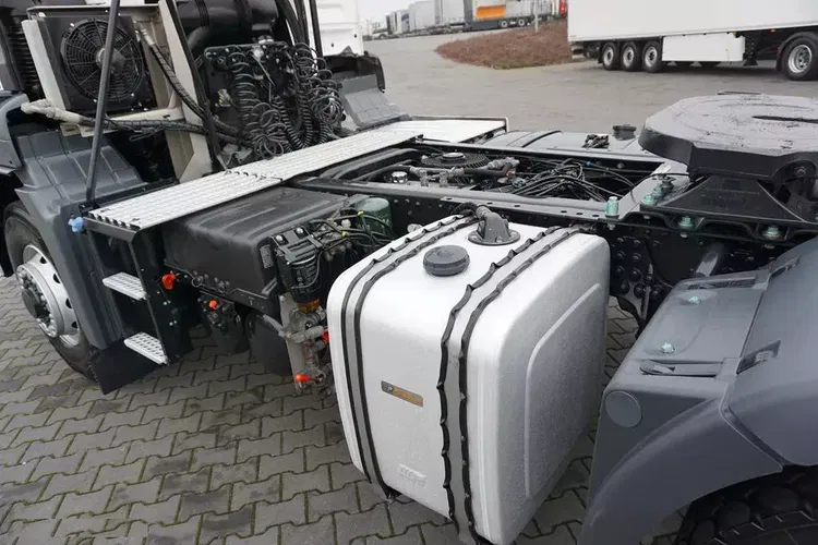 MAN TGS / 18.420 / EURO 6 / ACC / 4 X 4 / HYDRAULIKA zdjęcie 10