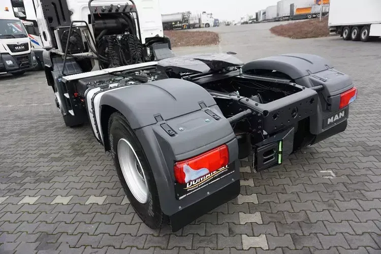 MAN TGS / 18.420 / EURO 6 / ACC / 4 X 4 / HYDRAULIKA zdjęcie 31