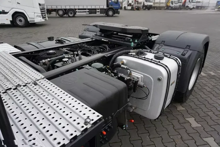 MAN TGS / 18.420 / EURO 6 / ACC / 4 X 4 / HYDRAULIKA zdjęcie 34