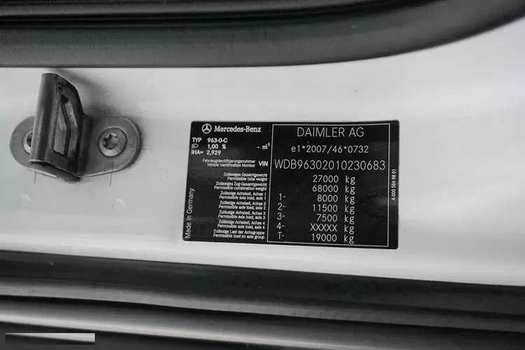 Mercedes ACTROS / 2553 / EURO 6 / CHŁODNIA + WINDA / 23 PALETY / OŚ SKRĘTNA zdjęcie 11