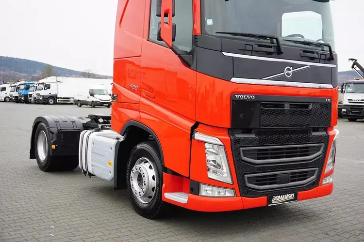 Volvo FH / 420 / E 6 / ACC / PEŁNY ADR / HYDRAULIKA / MAŁY PRZEBIEG zdjęcie 20