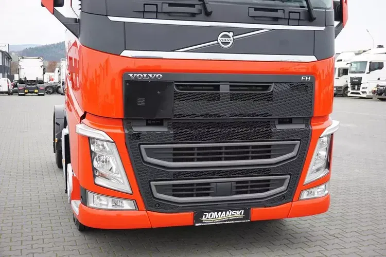 Volvo FH / 420 / E 6 / ACC / PEŁNY ADR / HYDRAULIKA / MAŁY PRZEBIEG zdjęcie 23
