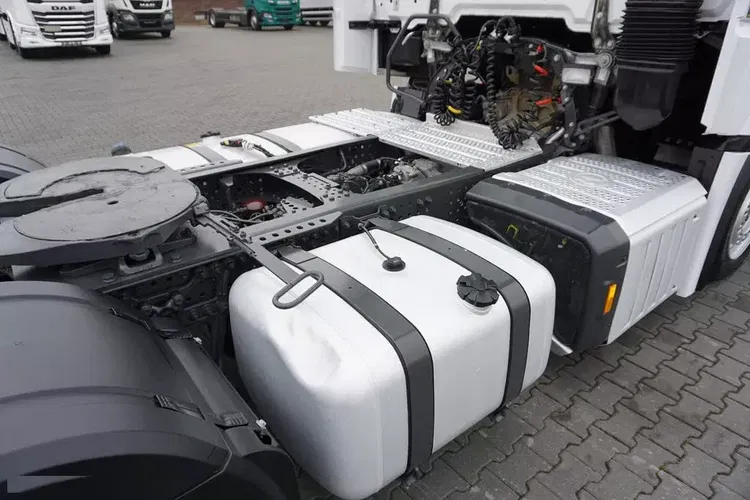 Mercedes ACTROS / 1851 / E 6 / MP 5 / ACC / MEGA / LOW DECK / RETARDER / BIG SPACE zdjęcie 14