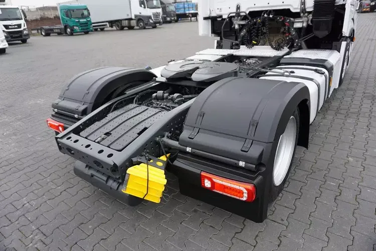 Mercedes ACTROS / 1851 / E 6 / MP 5 / ACC / MEGA / LOW DECK / RETARDER / BIG SPACE zdjęcie 32