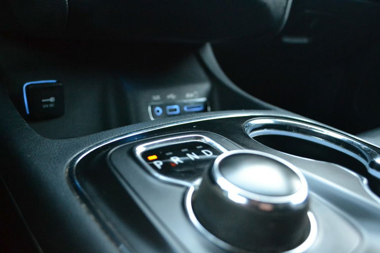 Dodge Durango Klima Nawigacja Podgrz. Kanapa Monitory LED 4x4 zdjęcie 18