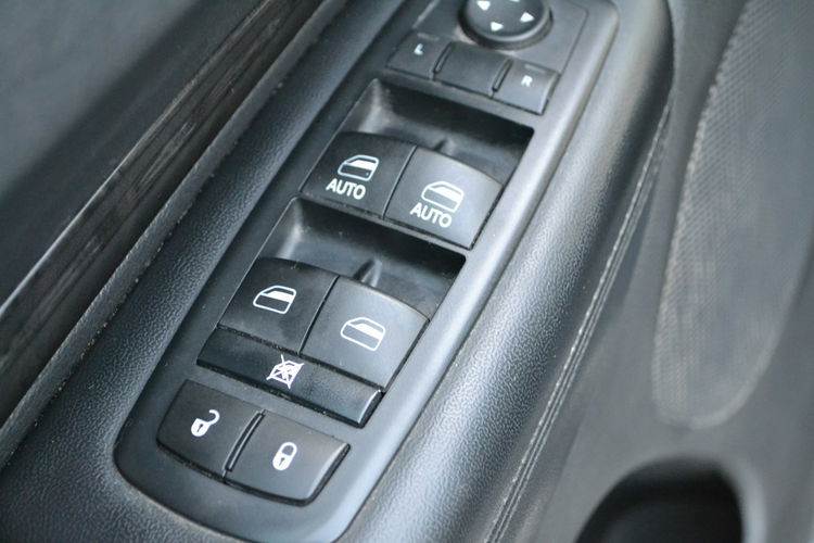 Dodge Durango Klima Nawigacja Podgrz. Kanapa Monitory LED 4x4 zdjęcie 19