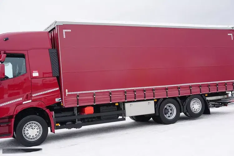 Renault T 380 / ACC / E 6 / FIRANKA + WINDA / 20 PALET / DŁ. 8.2 M / OŚ SKRĘTNA zdjęcie 15