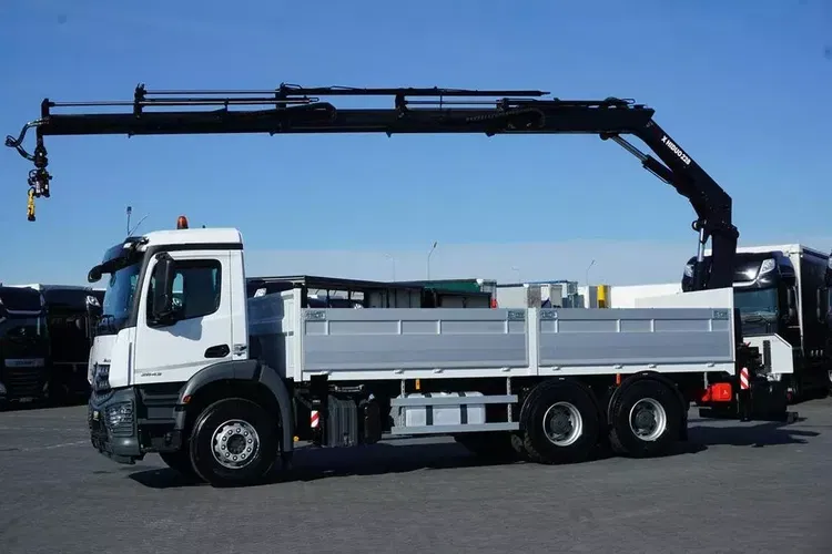 Mercedes AROCS / 2643 / 6 X 4 / SKRZYNIOWY + HDS / HIAB 228 E – 4 / WYS. 13 M zdjęcie 3