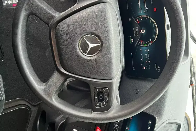 Mercedes ACTROS MP5 zdjęcie 28