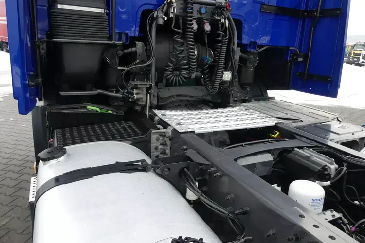 Volvo FH4 460 / EURO 6 / AUTOMAT / I -SHIFT / STANDARD / zdjęcie 15