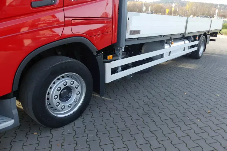 Volvo FH4 460 / SKRZYNIA 7.90 / AUTOMAT / EURO 6 / TV / zdjęcie 14
