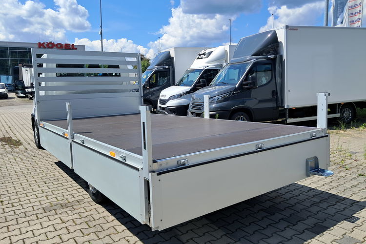 IVECO Daily 35S18HA8 zdjęcie 10